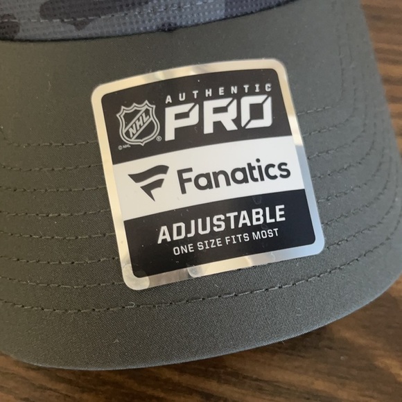 NHL Chicago Blackhawks Military Appreciation Hat Cap LIKE NEW - Picture 2 of 8